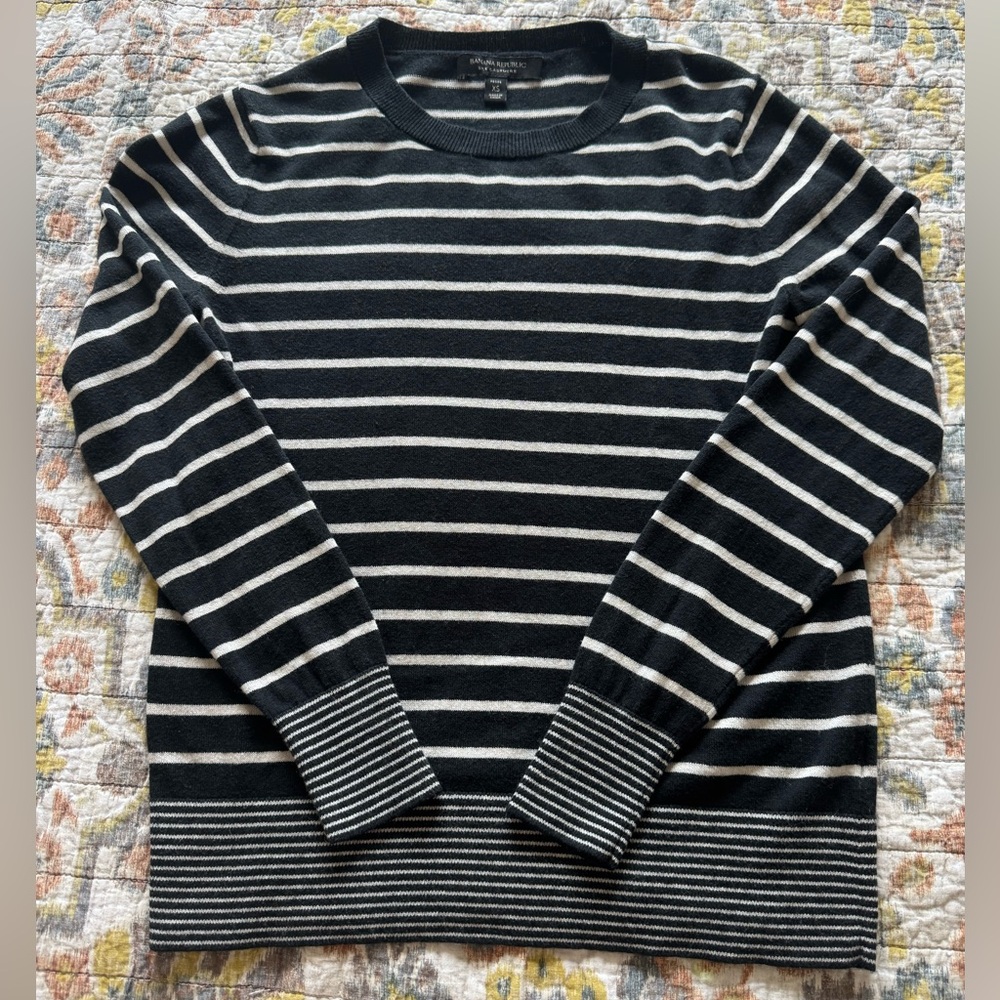 Banana Republic Cashmere Sweater